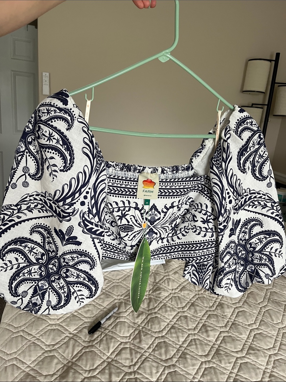 Farm Rio Blue Tropical Cameo Off White Blouse size Medium